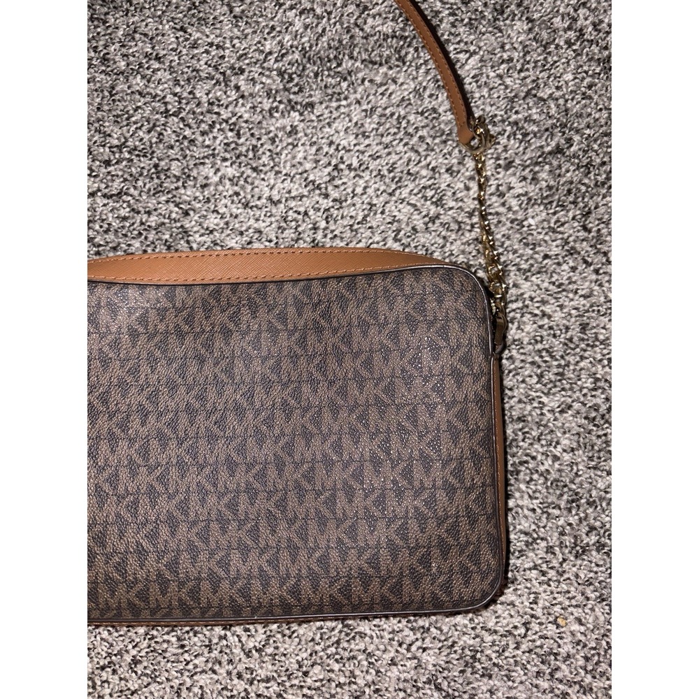 Michael Kors Jet Set Signature Brown Crossbody Bag - Picture 6 of 9